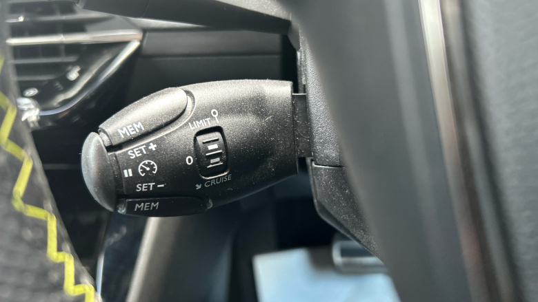 Peugeot 2008 100kW GT 50kWh 5dr Auto Electric Estate